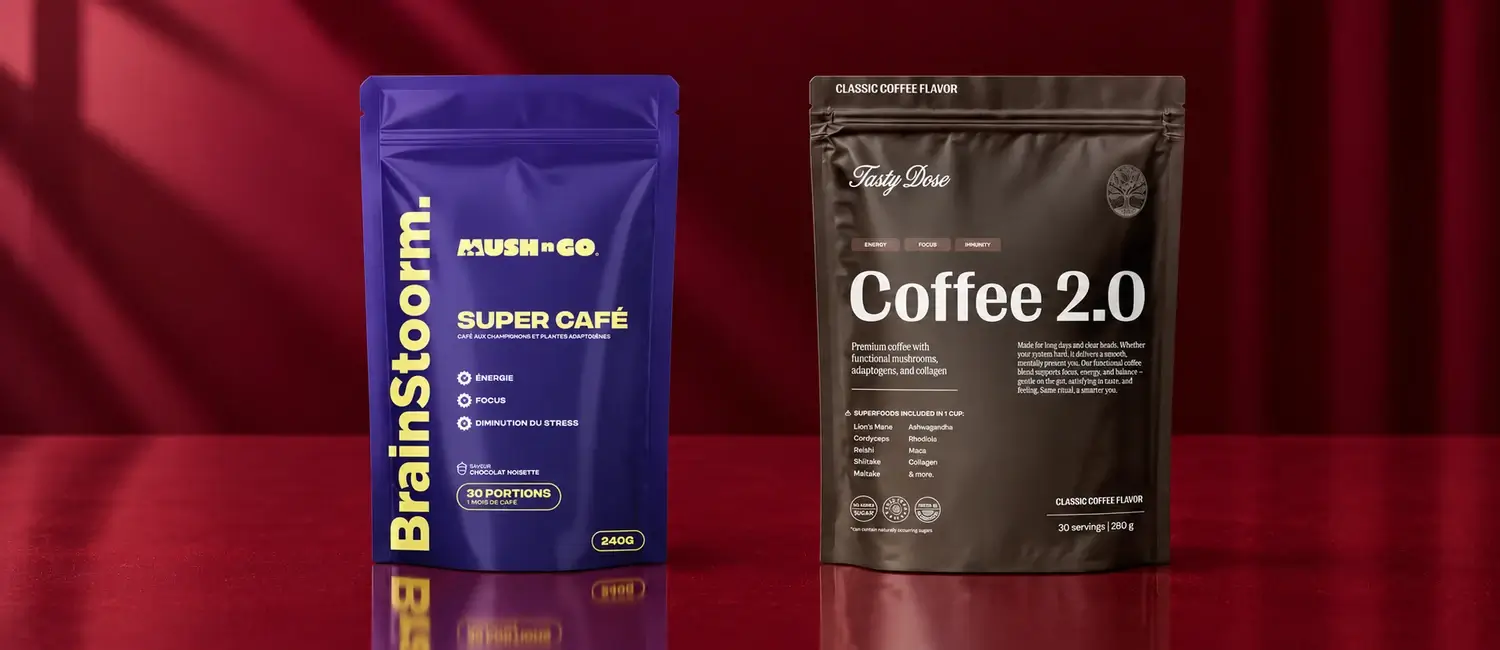 Sáček Brainstoorm od Mush N Go a sáček Coffee 2.0 vedle sebe na bordó pozadí